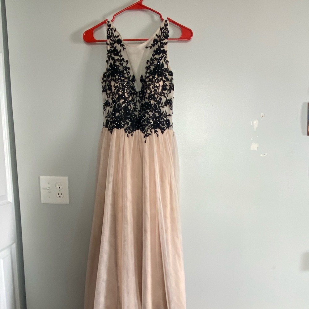 GB prom dress, tan and black, size small